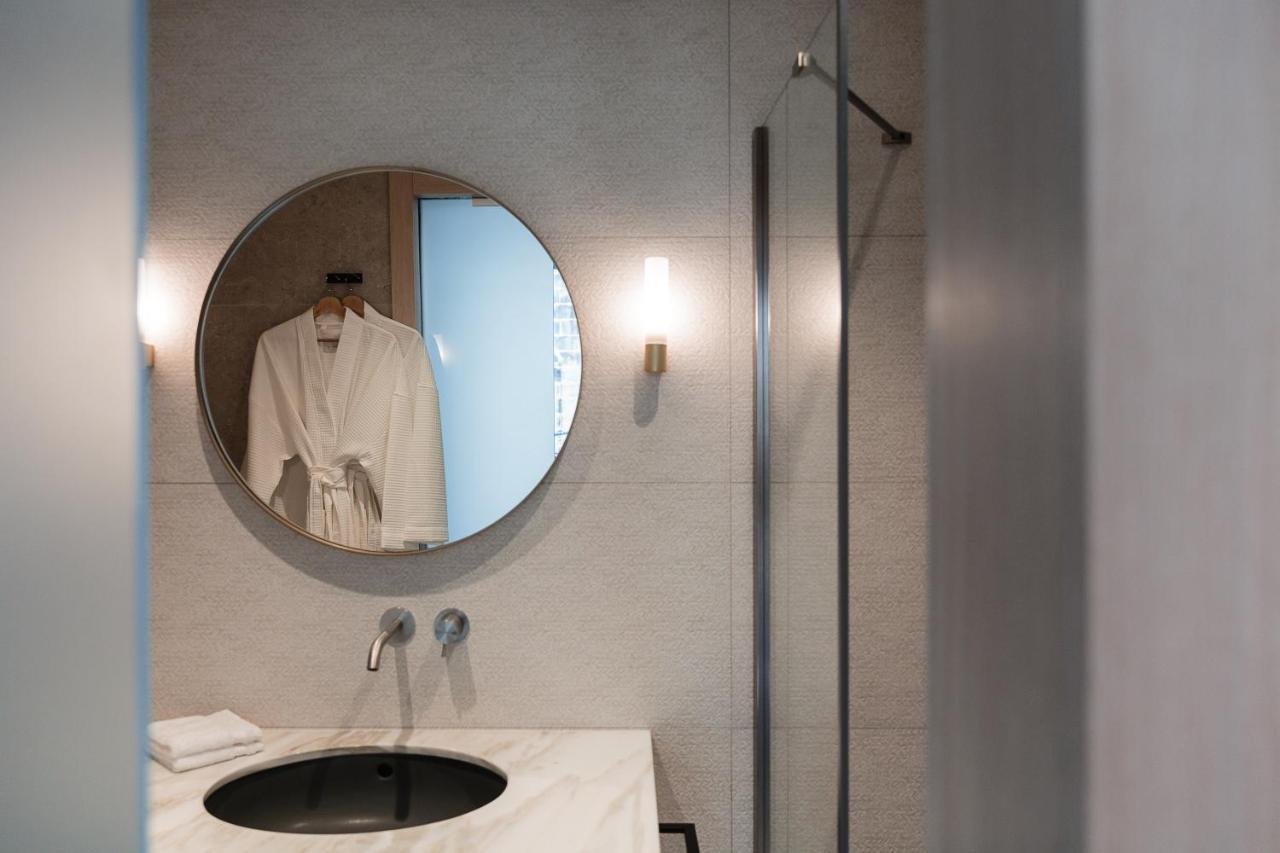 Saint Julian's 123 Mainstreet Boutique Hotel מראה חיצוני תמונה